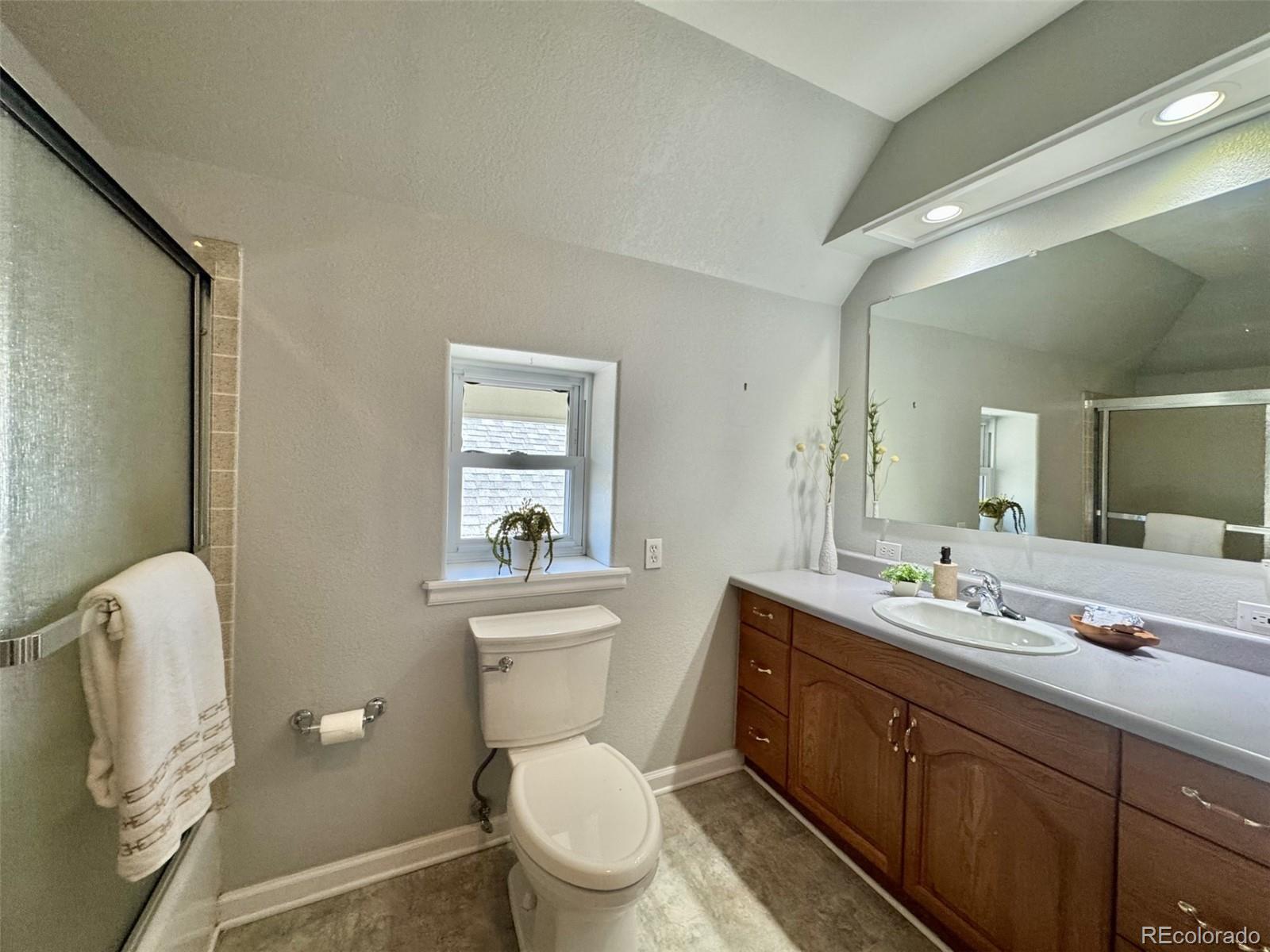 MLS Image #17 for 165 s ogden street,denver, Colorado