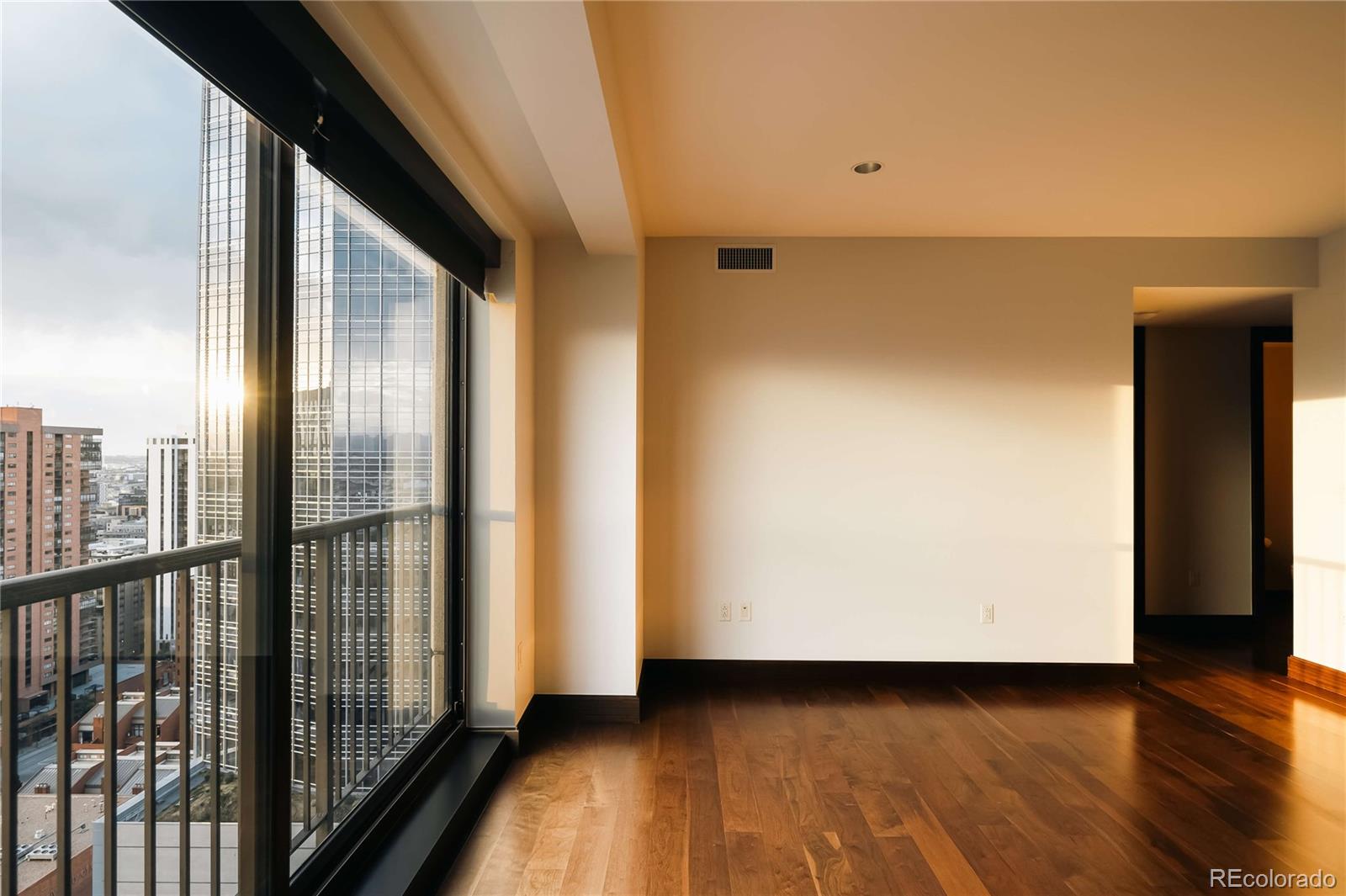 MLS Image #7 for 1133  14th street,denver, Colorado
