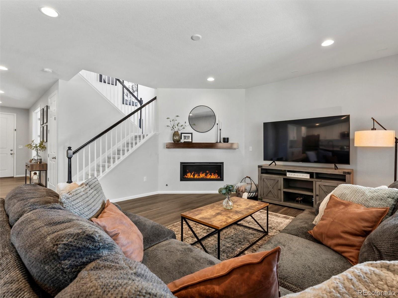 MLS Image #5 for 1425  hart lane,elizabeth, Colorado