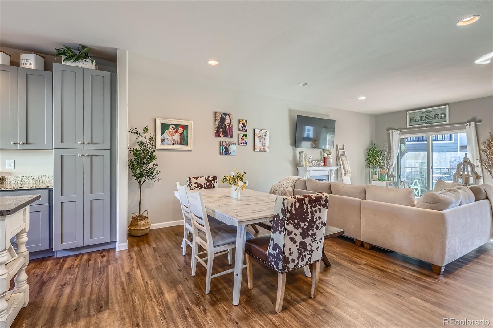 MLS Image #10 for 11250  florence street 22b,commerce city, Colorado