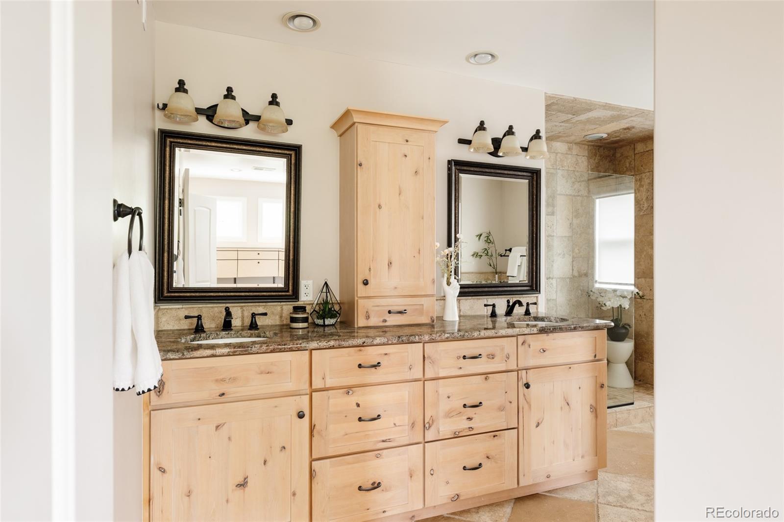 MLS Image #21 for 1364 s lafayette street,denver, Colorado