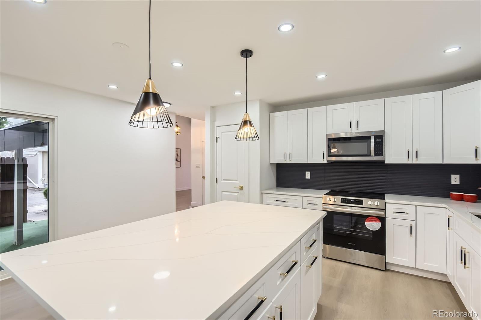 MLS Image #9 for 10295 e evans avenue,aurora, Colorado