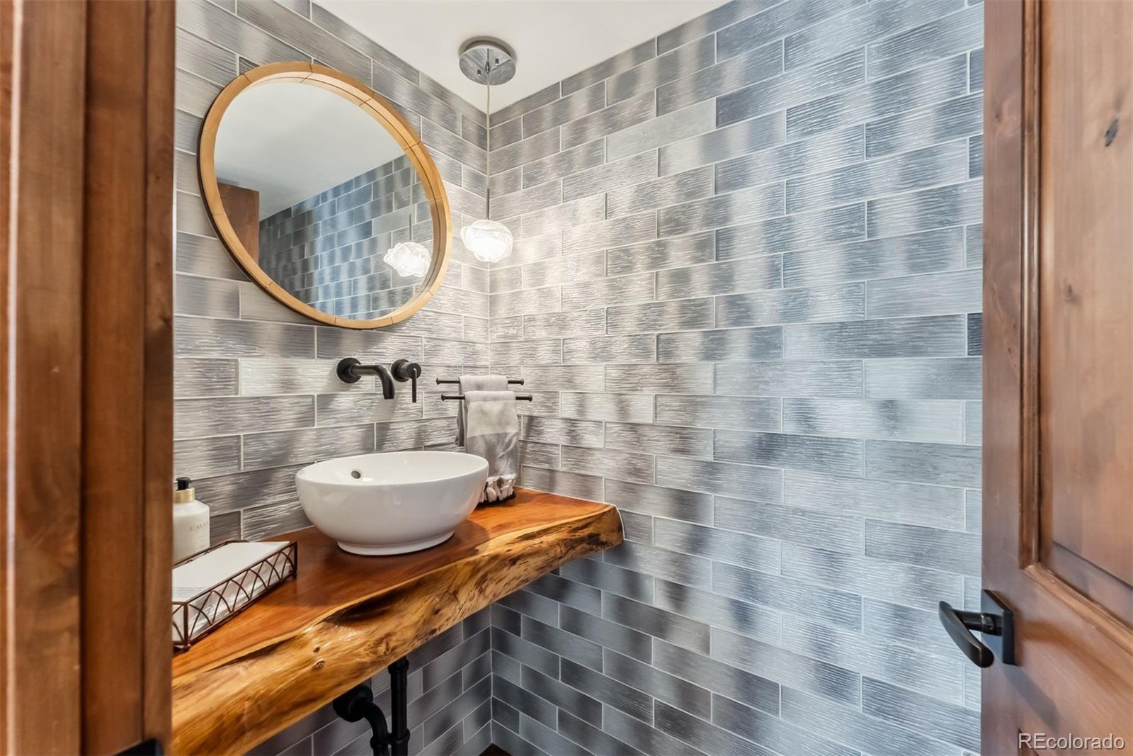 MLS Image #13 for 405  village road 405,breckenridge, Colorado