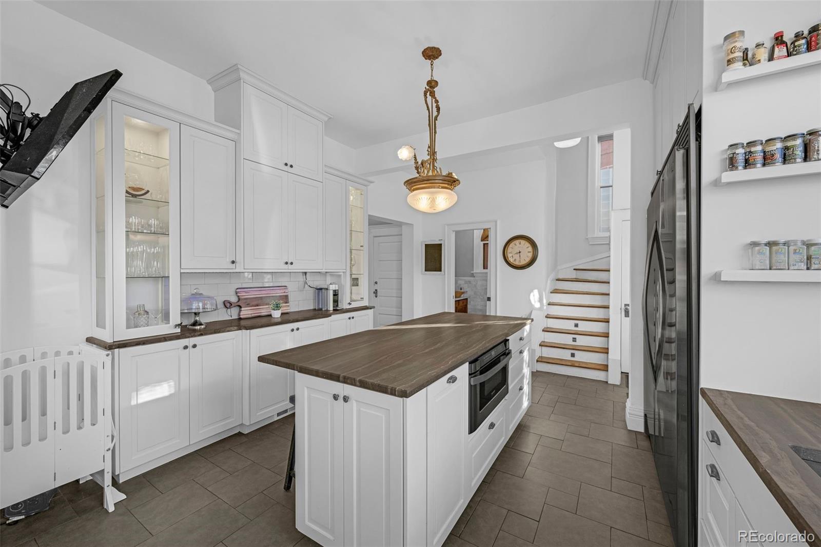 MLS Image #12 for 1351 n franklin street,denver, Colorado
