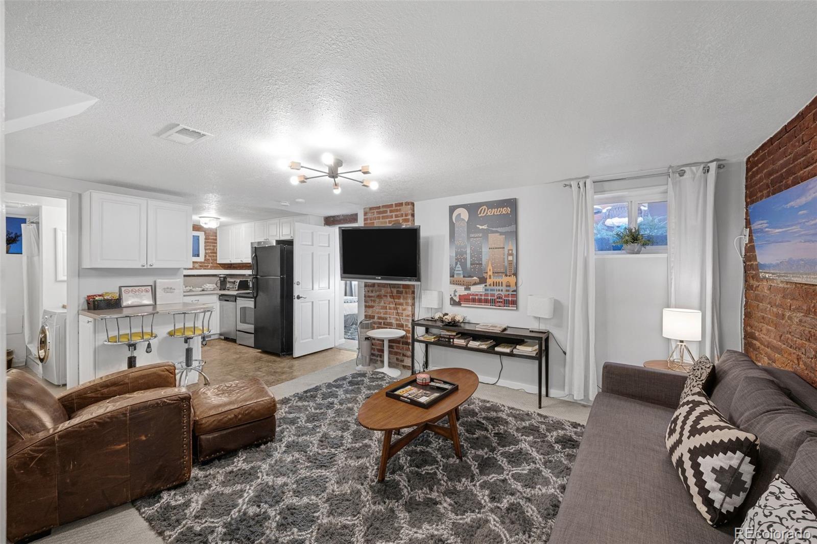 MLS Image #31 for 1351 n franklin street,denver, Colorado