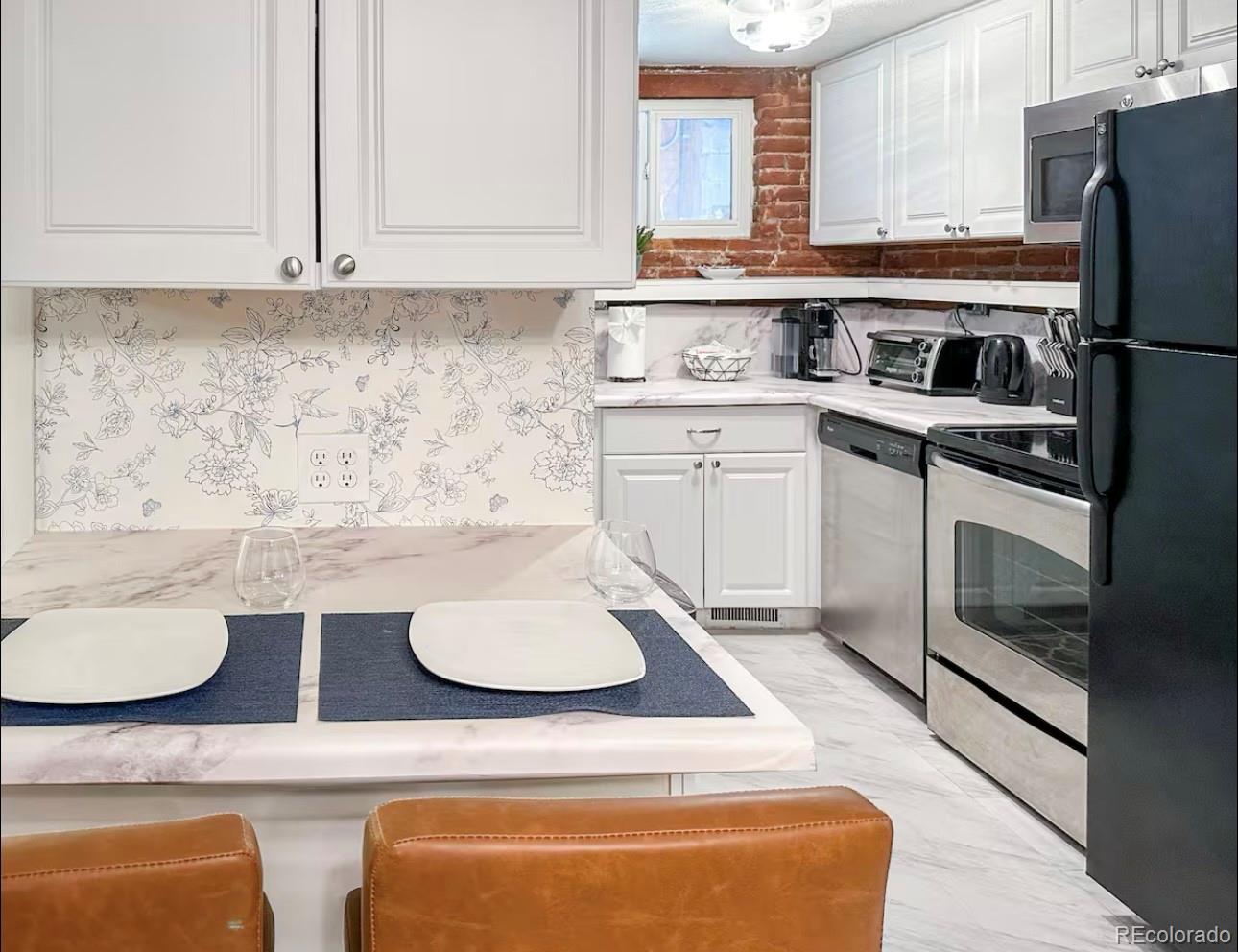 MLS Image #37 for 1351 n franklin street,denver, Colorado