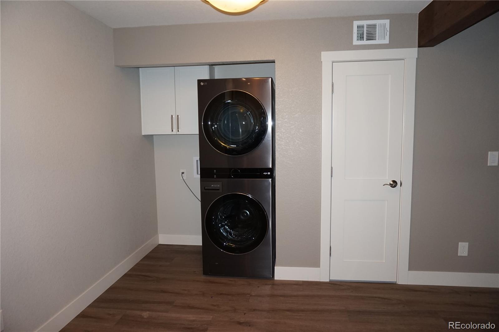 MLS Image #5 for 12033 e harvard avenue,aurora, Colorado