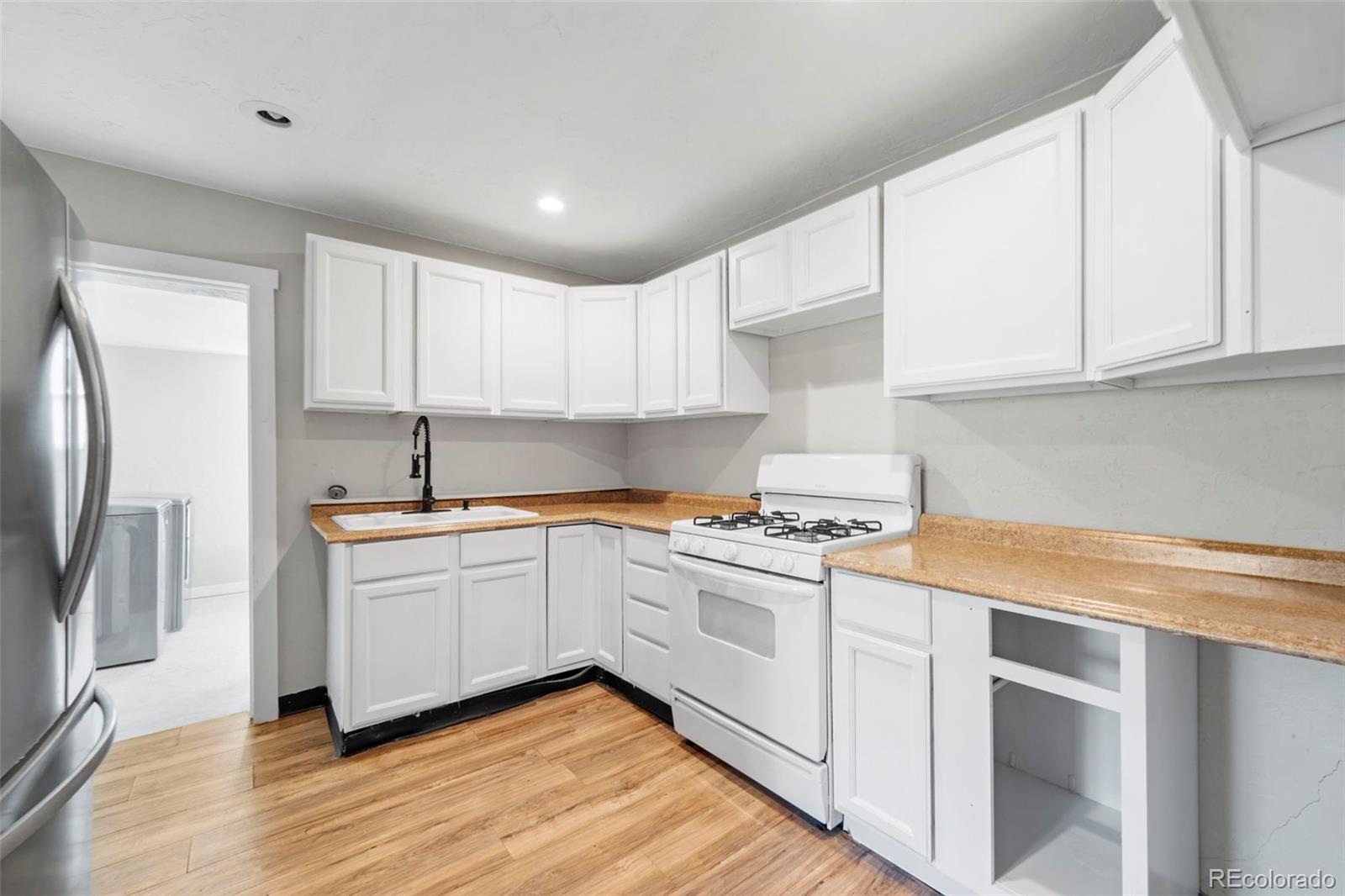 MLS Image #9 for 109 s 24th street,colorado springs, Colorado