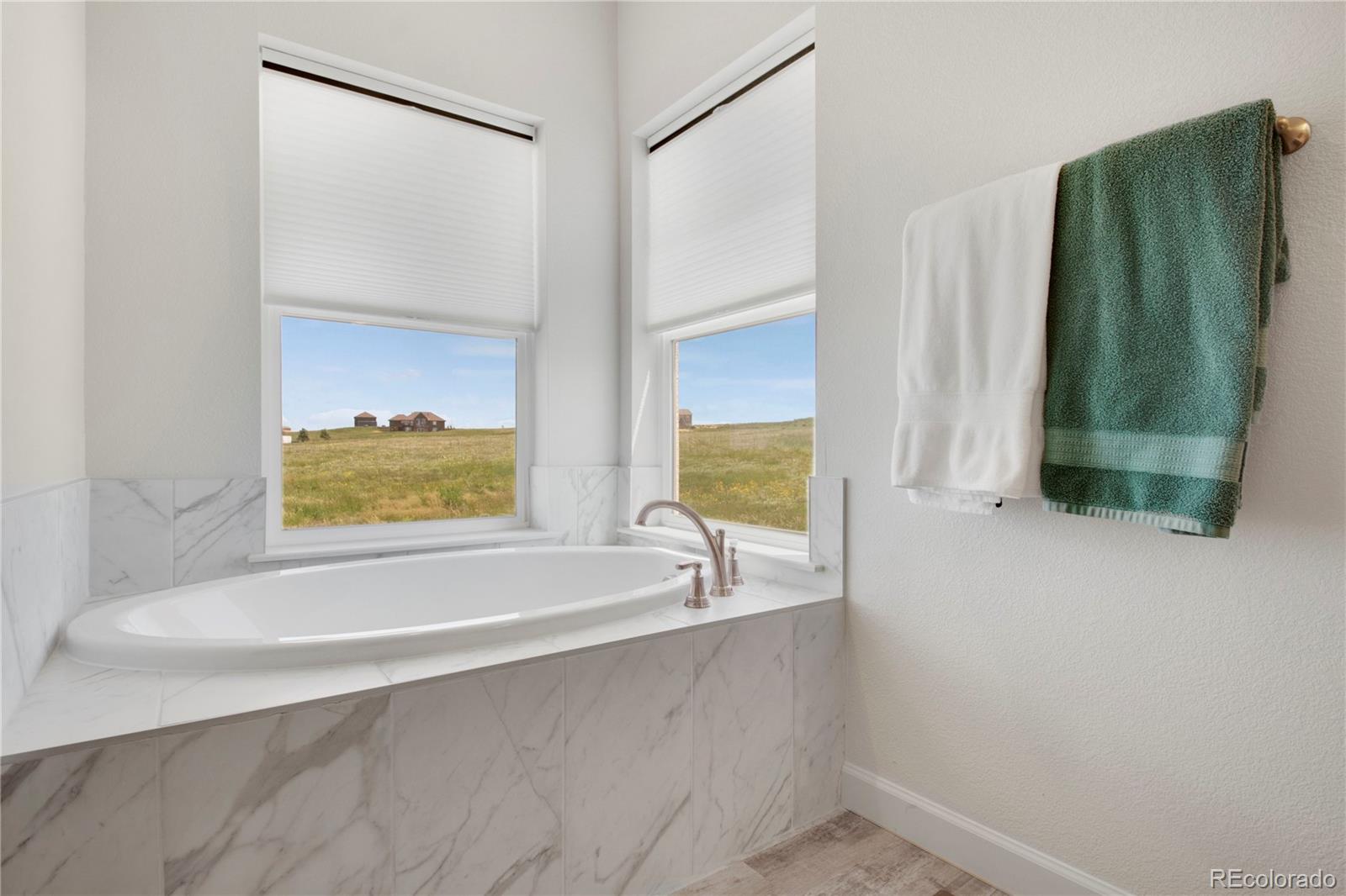 MLS Image #14 for 6986  marshbern court,colorado springs, Colorado