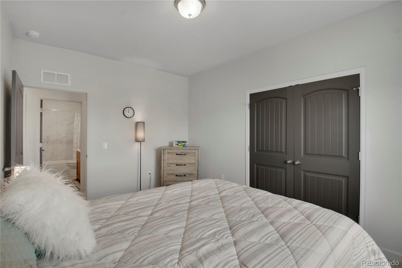 MLS Image #15 for 6986  marshbern court,colorado springs, Colorado