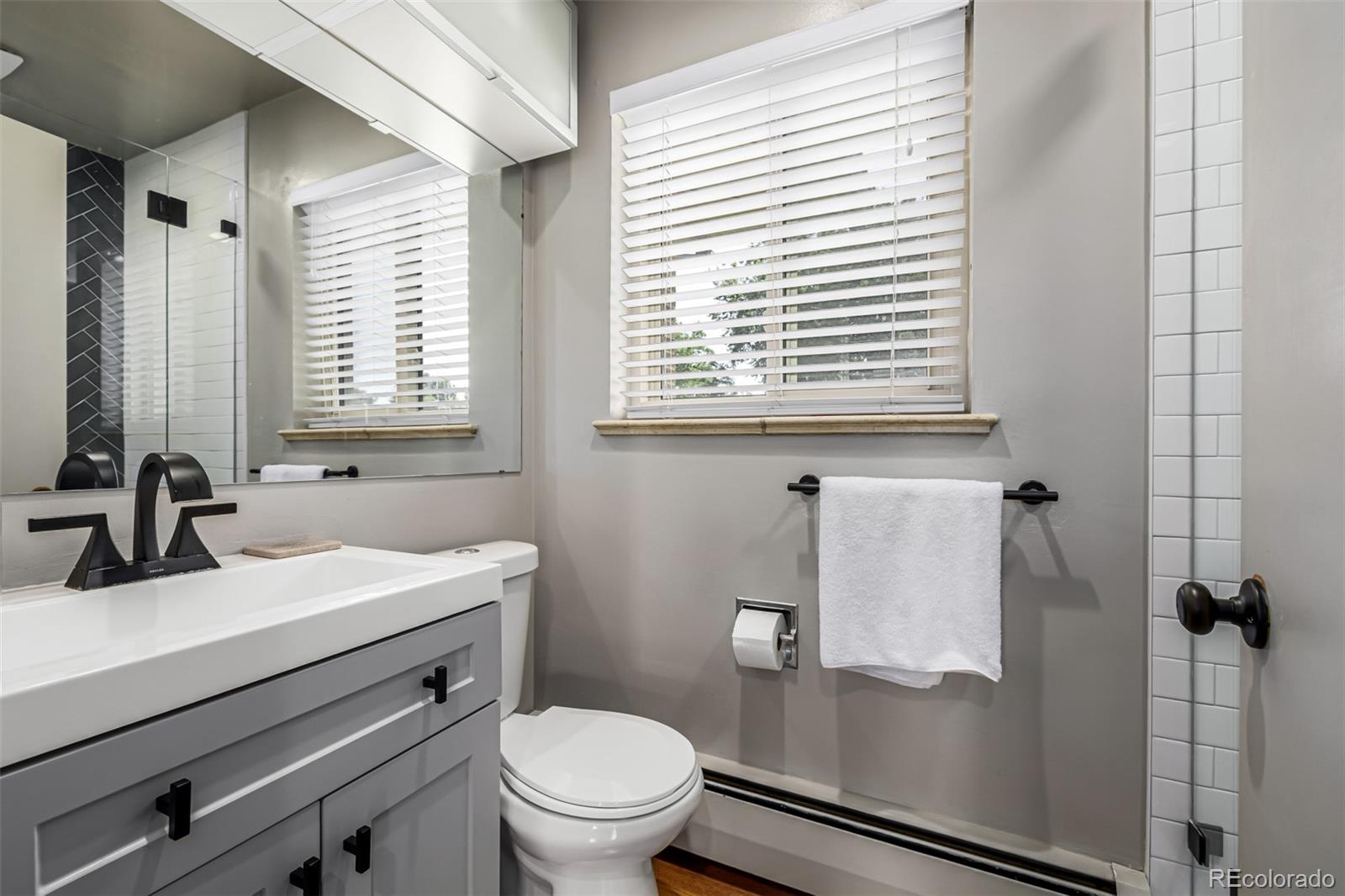 MLS Image #16 for 2845  hudson street,denver, Colorado