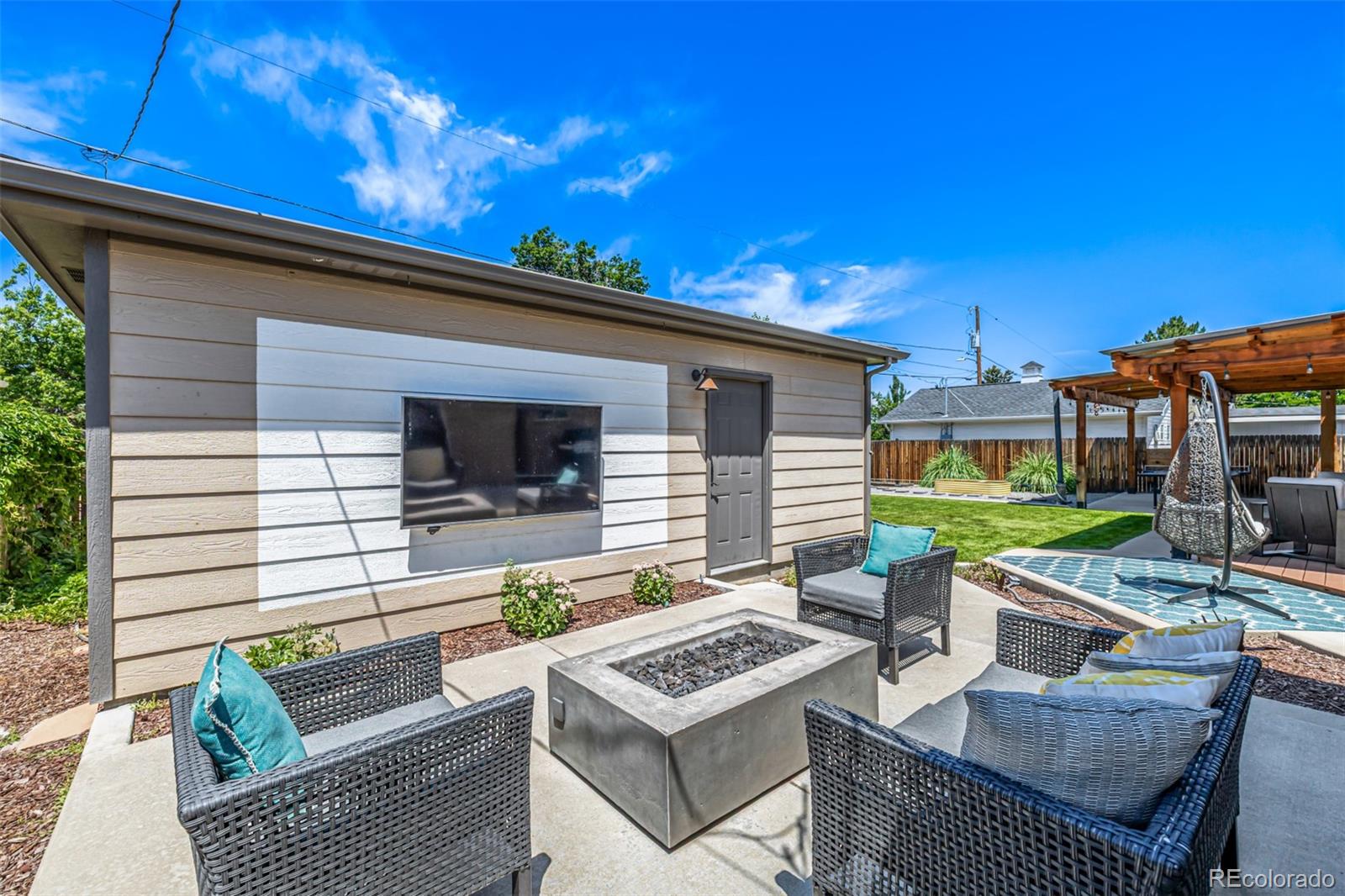 MLS Image #18 for 2845  hudson street,denver, Colorado