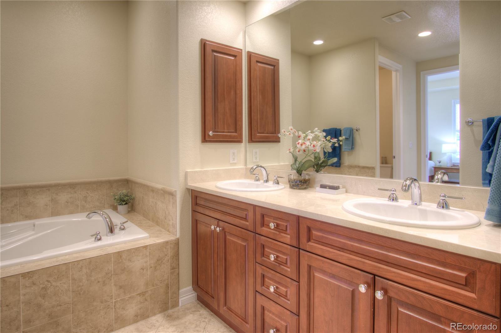 MLS Image #21 for 8594 w quarto avenue,littleton, Colorado