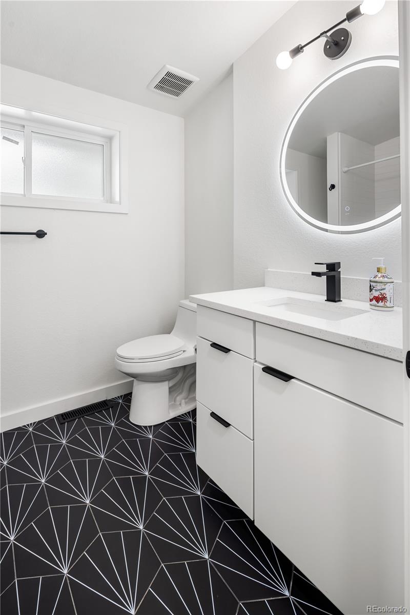 MLS Image #20 for 2175 s joliet street,aurora, Colorado