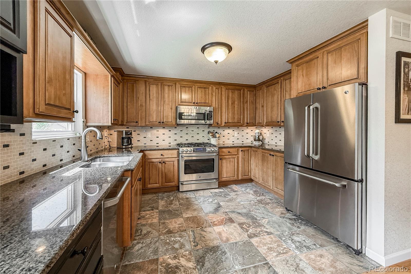 MLS Image #7 for 13642  wrangler way,mead, Colorado