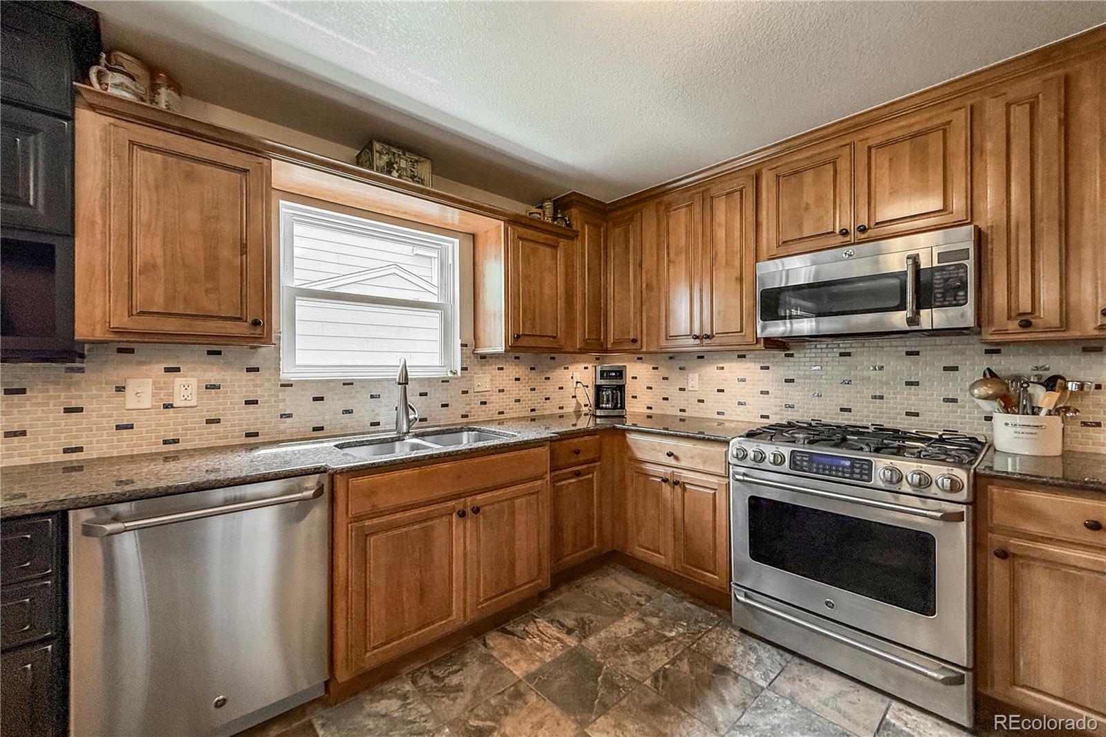 MLS Image #8 for 13642  wrangler way,mead, Colorado