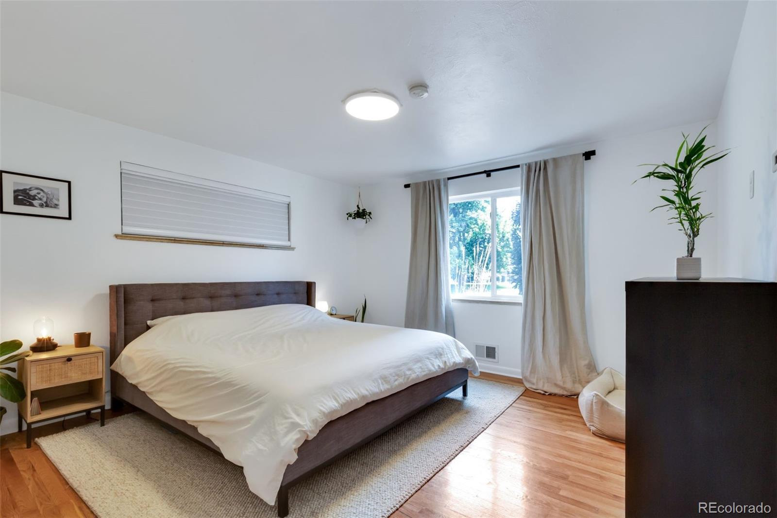 MLS Image #23 for 3049 s williams street,denver, Colorado