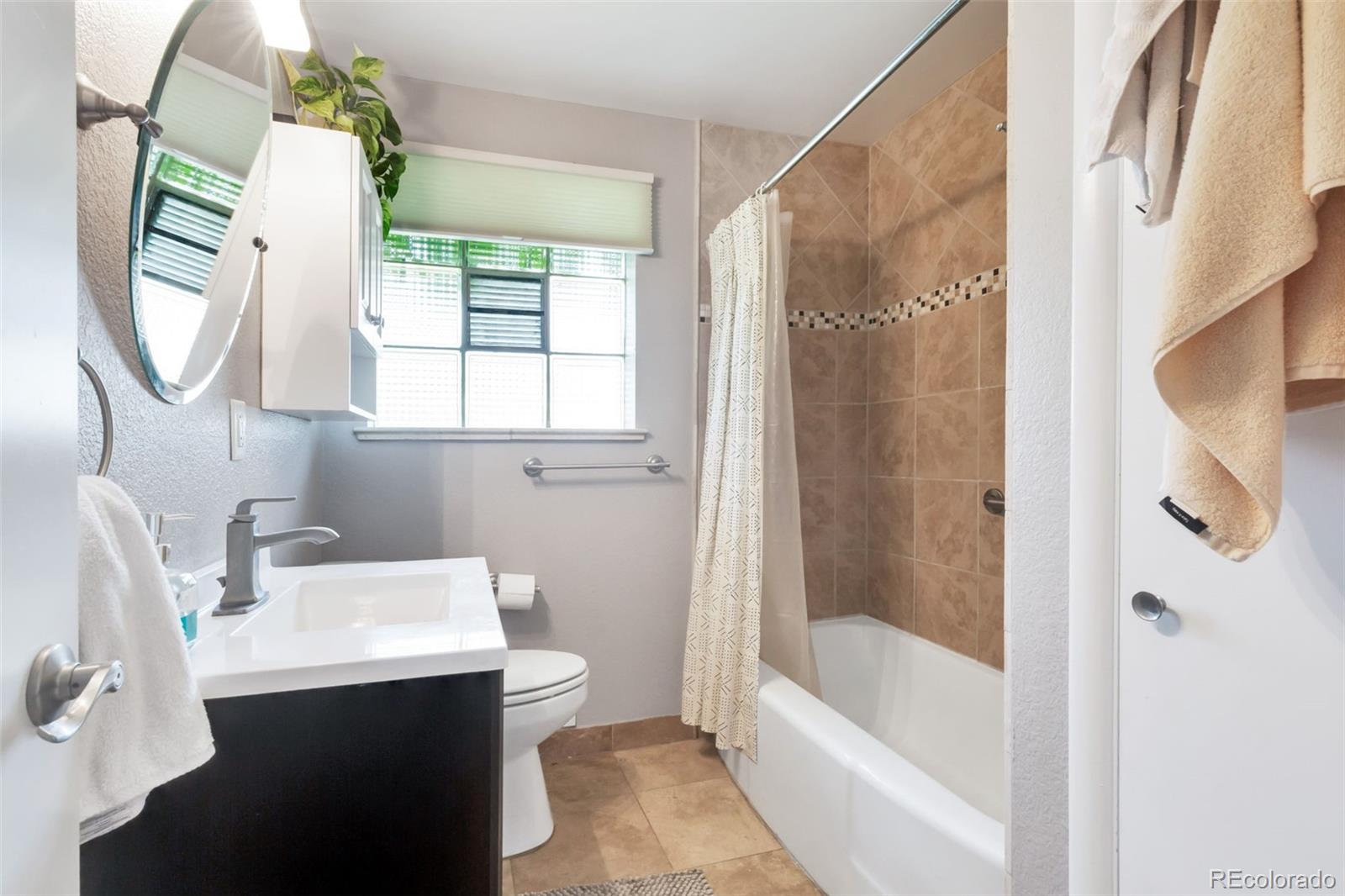 MLS Image #27 for 3049 s williams street,denver, Colorado
