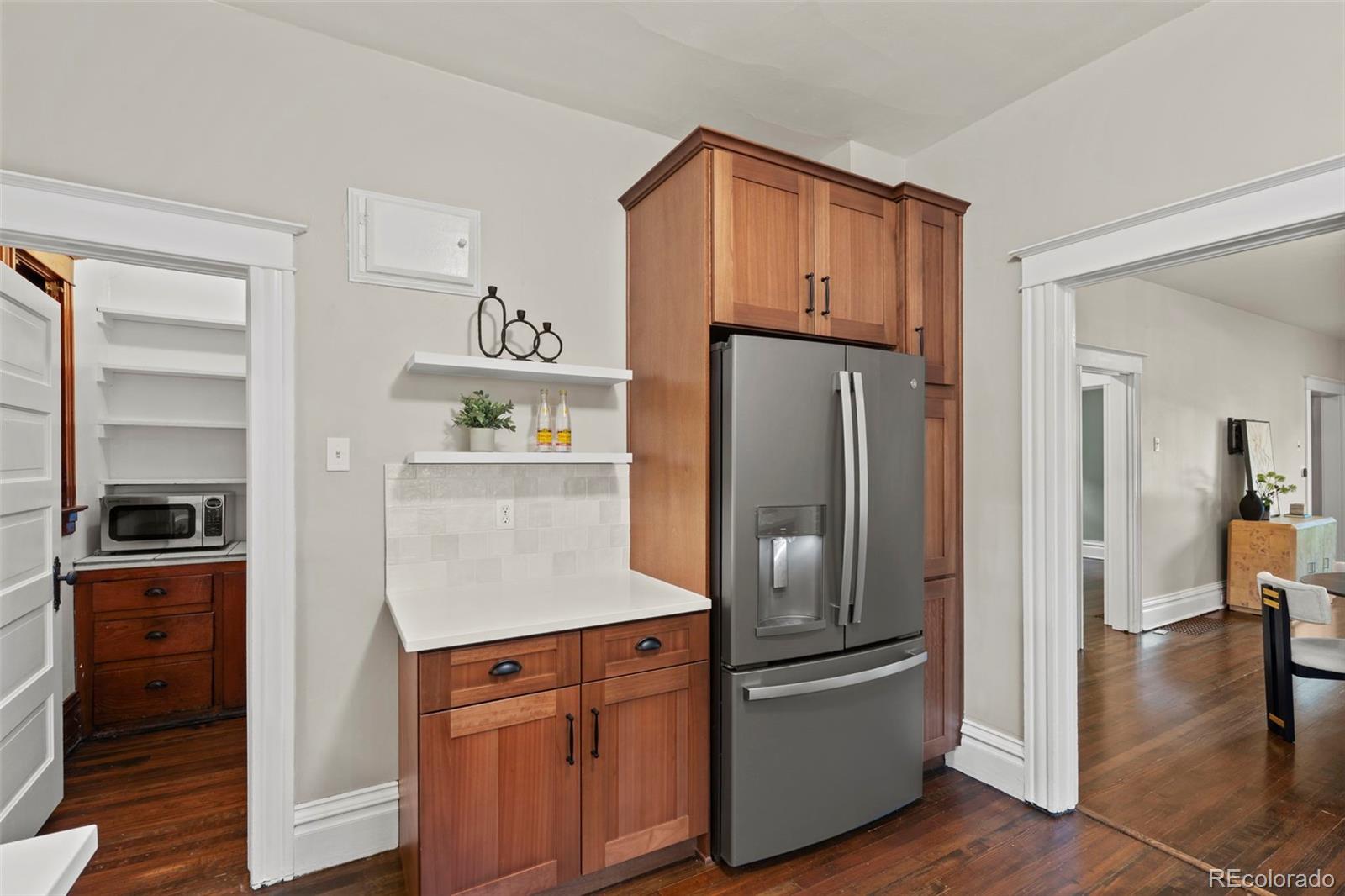 MLS Image #12 for 1031 s pennsylvania street,denver, Colorado