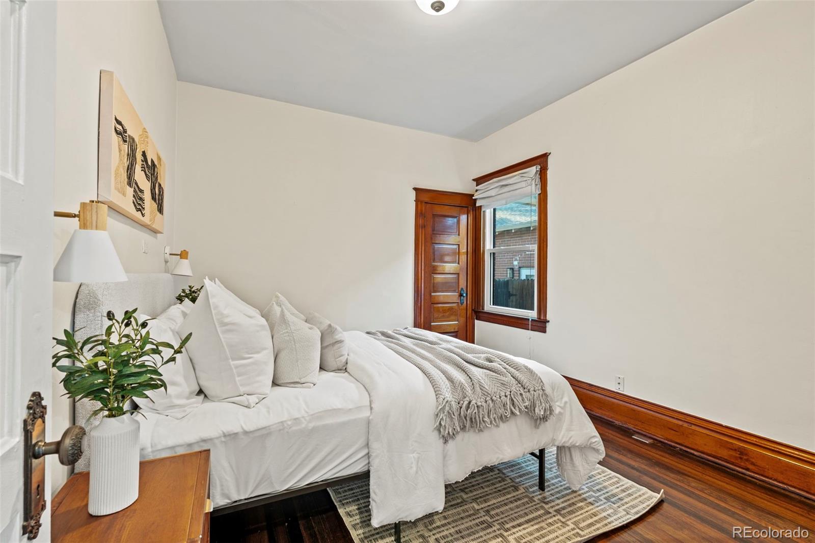 MLS Image #20 for 1031 s pennsylvania street,denver, Colorado