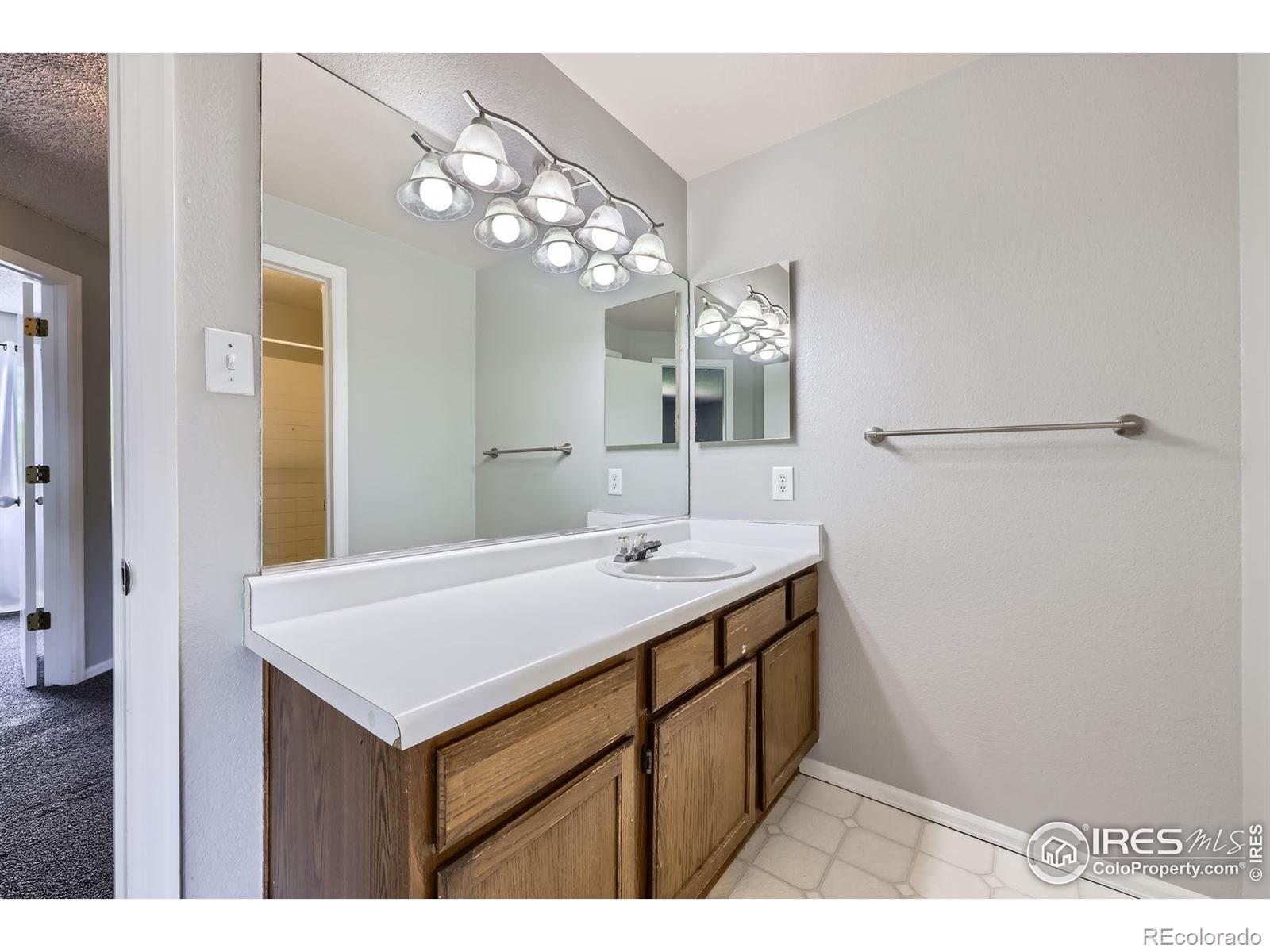 MLS Image #21 for 5491 e 117th avenue,thornton, Colorado