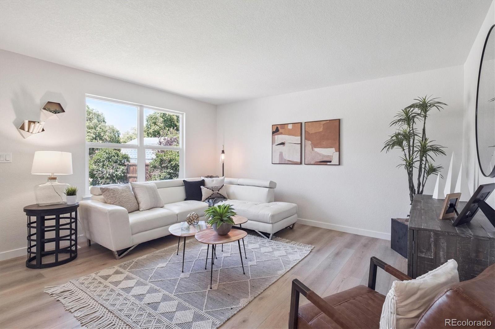 MLS Image #2 for 1718 s flanders way,aurora, Colorado