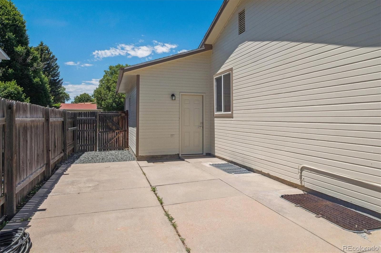 MLS Image #20 for 1718 s flanders way,aurora, Colorado