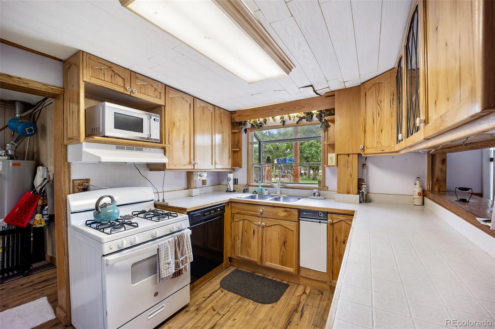MLS Image #16 for 2402 w uintah street,colorado springs, Colorado