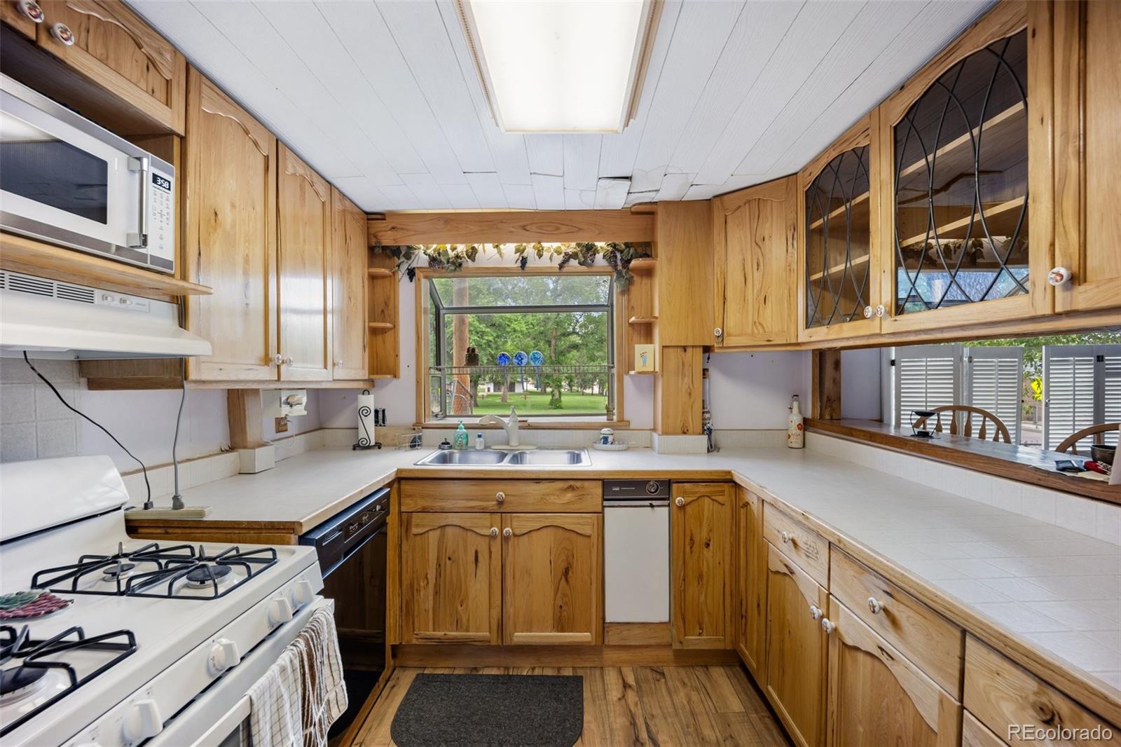 MLS Image #17 for 2402 w uintah street,colorado springs, Colorado
