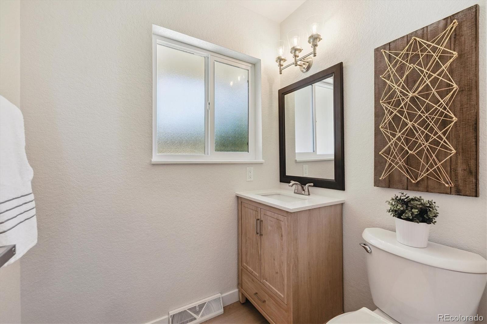 MLS Image #20 for 2931 s sidney court,denver, Colorado
