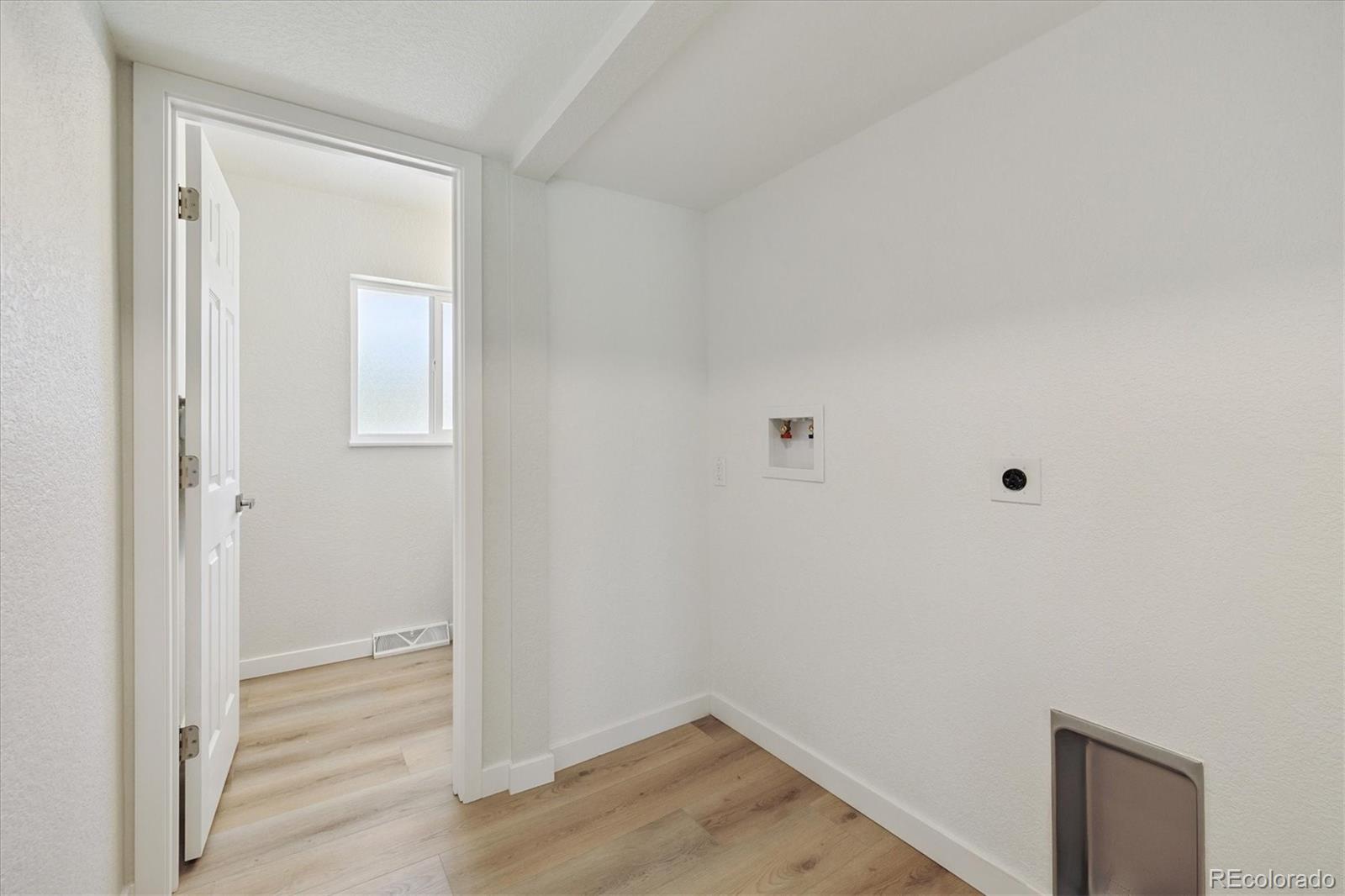 MLS Image #25 for 2931 s sidney court,denver, Colorado