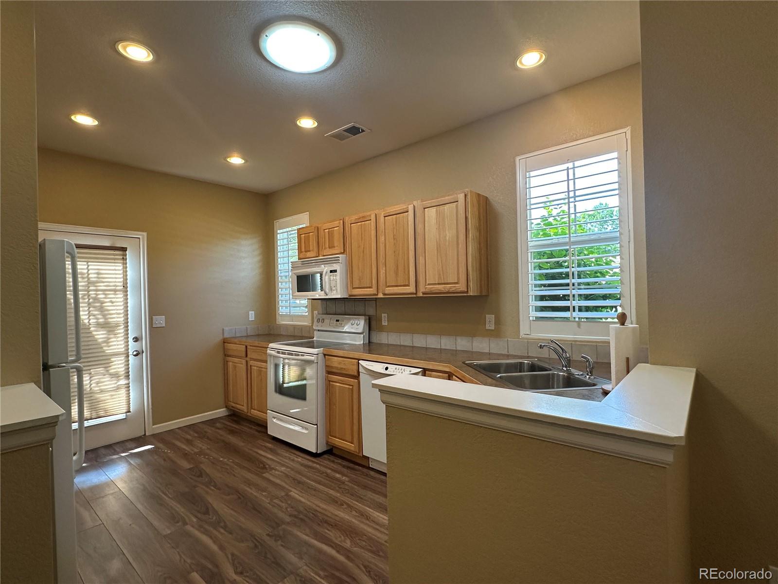 MLS Image #5 for 1238  finch street,loveland, Colorado