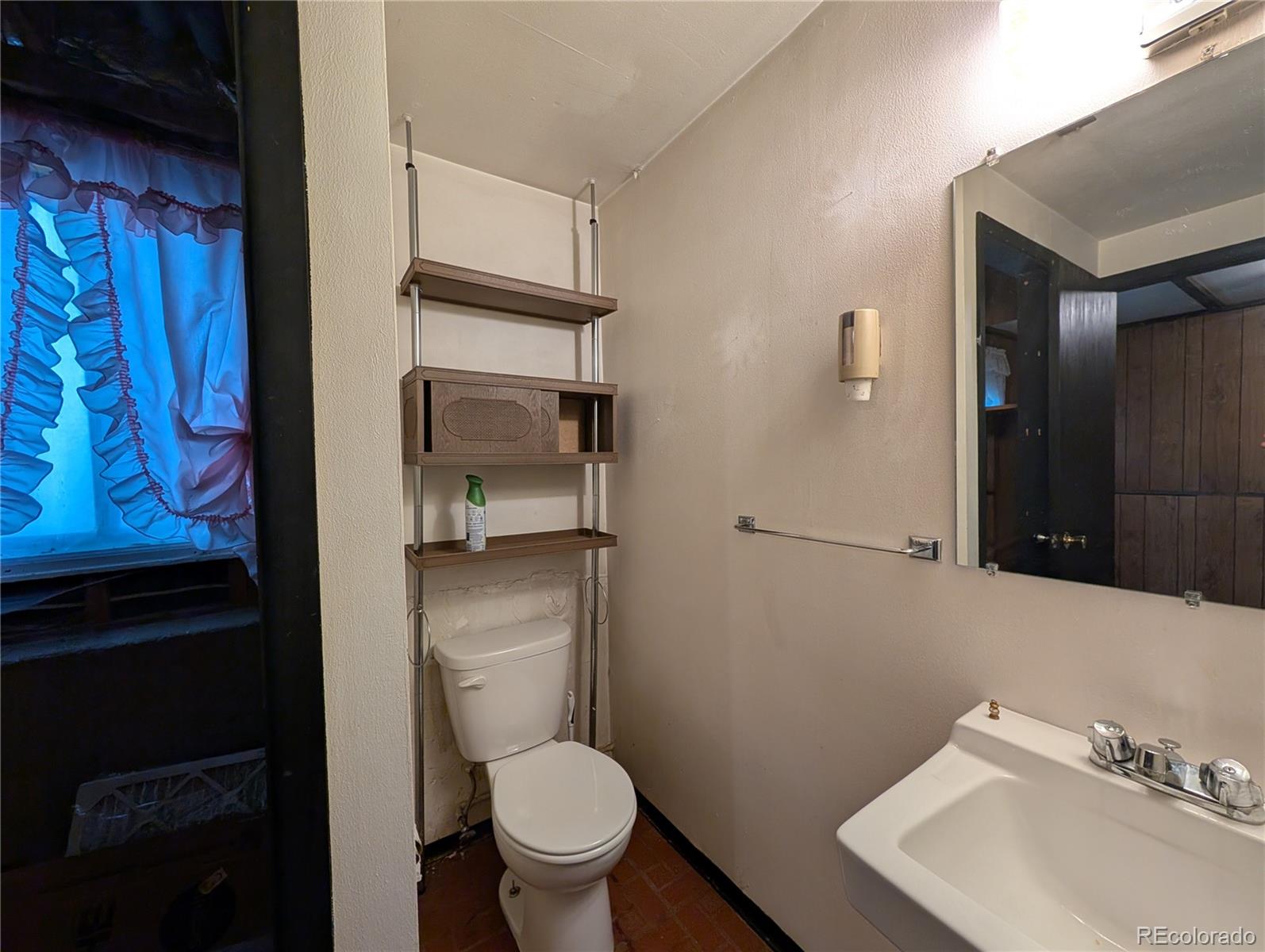 MLS Image #18 for 1202  wooten road,colorado springs, Colorado