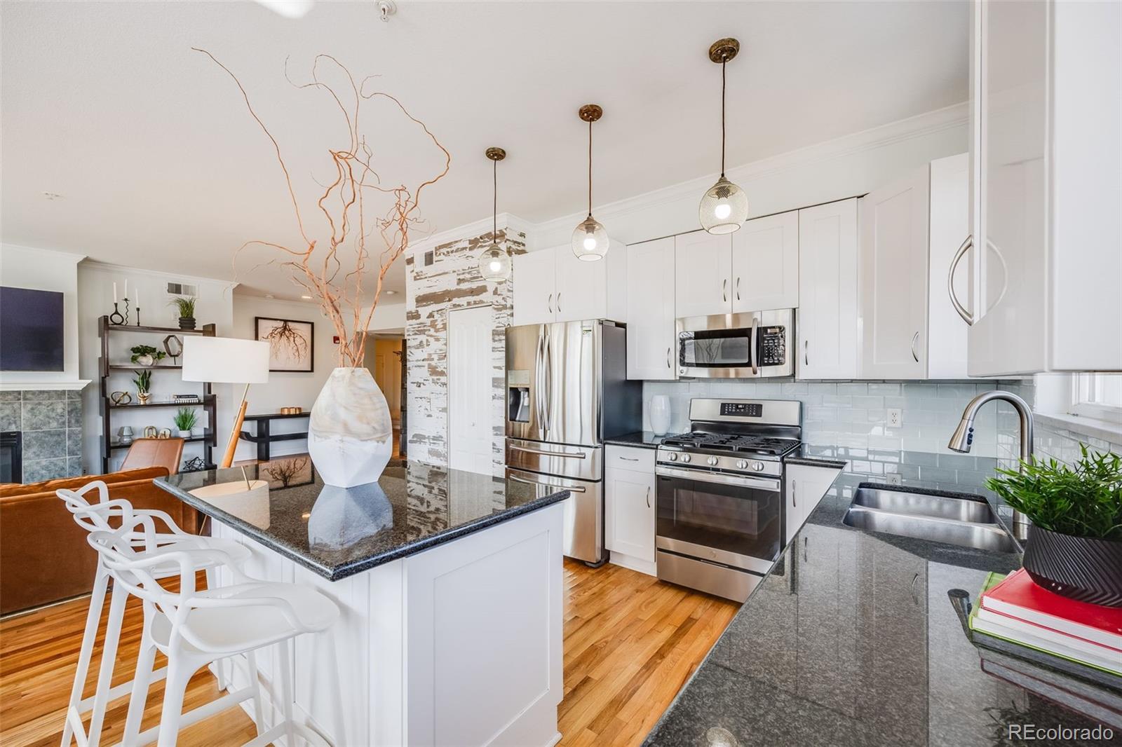 MLS Image #13 for 111 s monroe street,denver, Colorado