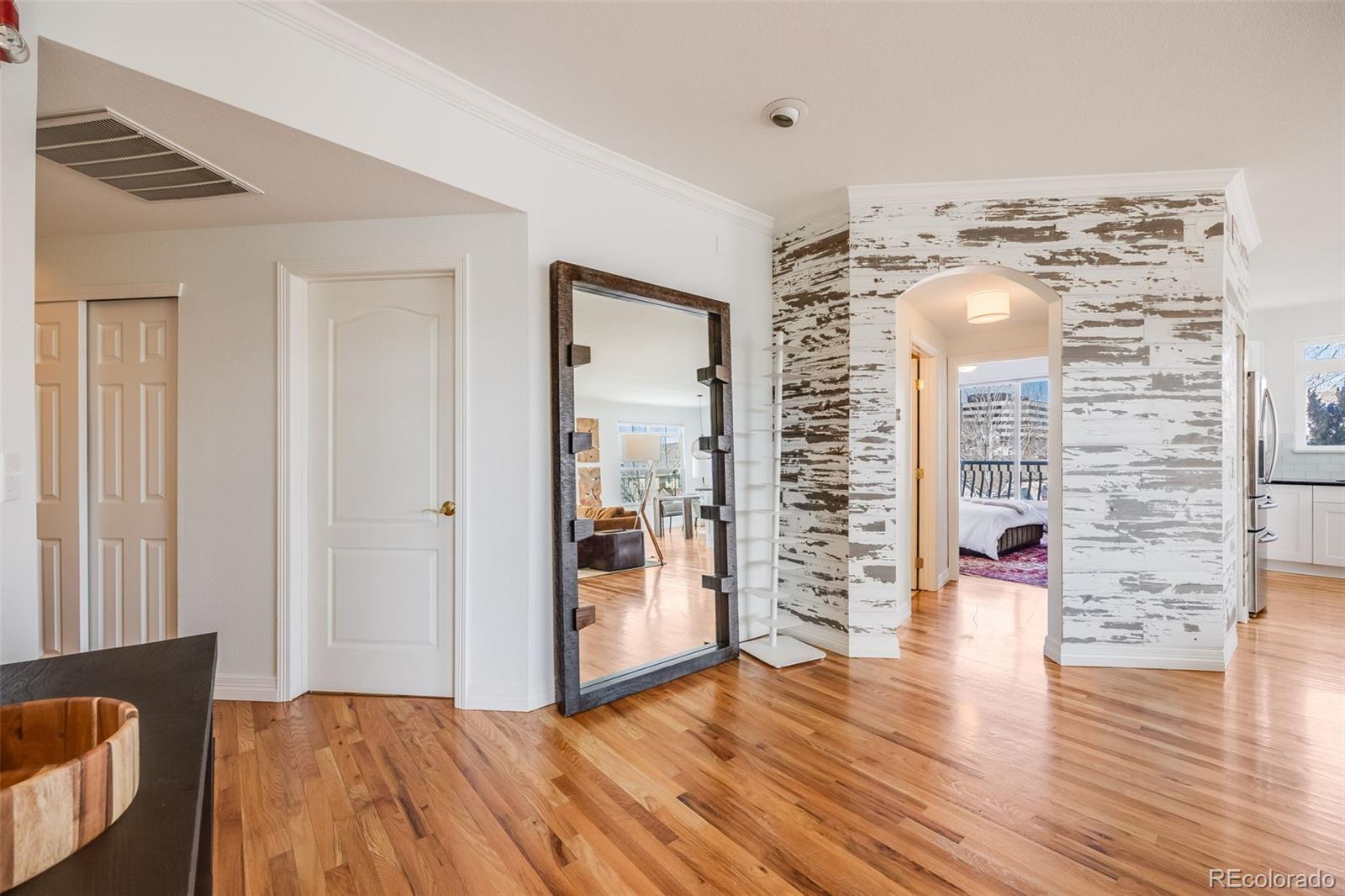 MLS Image #15 for 111 s monroe street,denver, Colorado