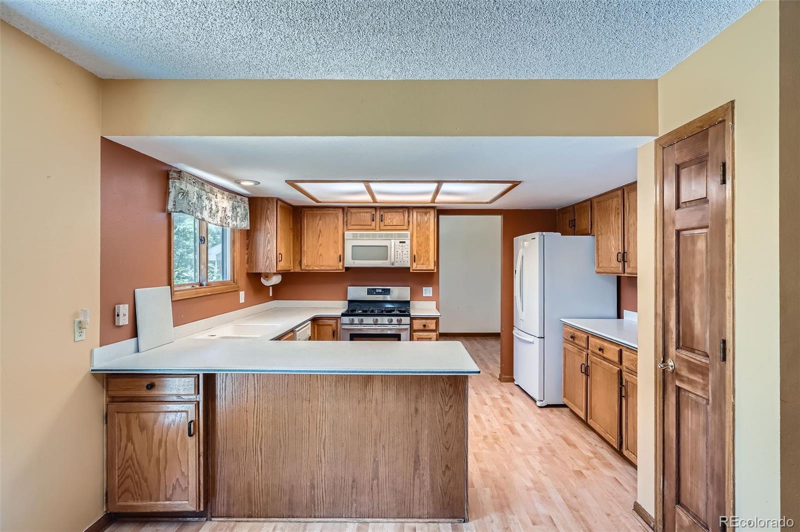 MLS Image #10 for 20596 e shefield court,parker, Colorado