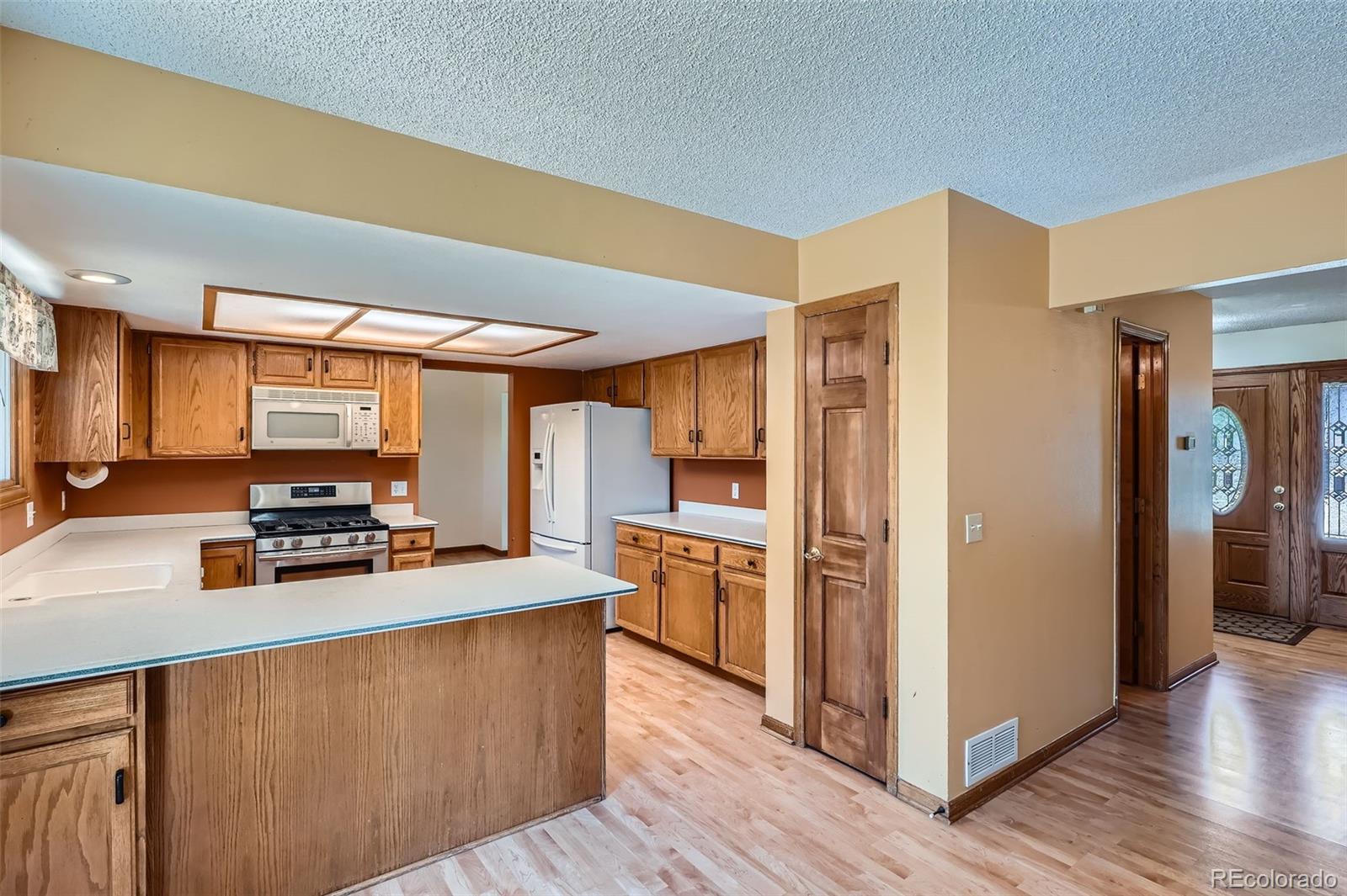 MLS Image #9 for 20596 e shefield court,parker, Colorado
