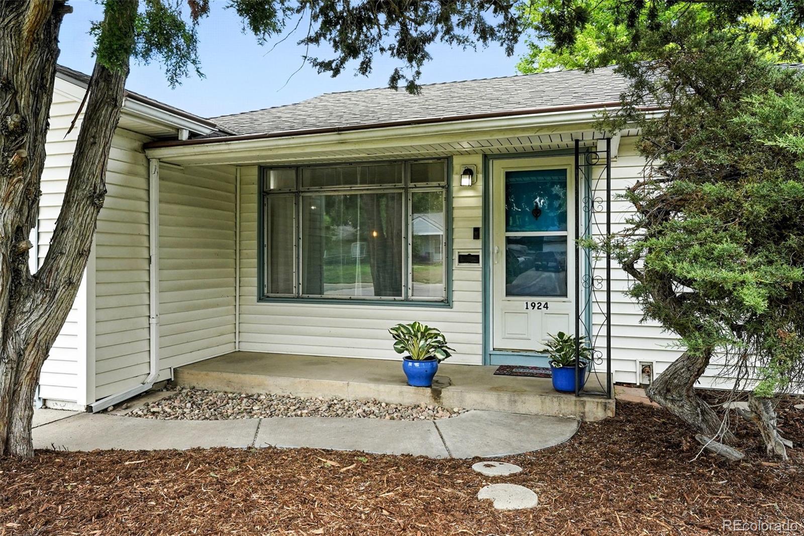 CMA Image for 1924  Yosemite Street,Denver, Colorado