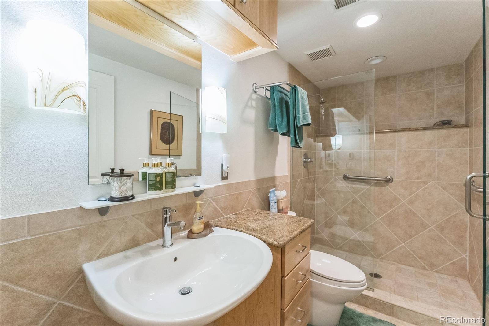 MLS Image #24 for 461  fillmore street,denver, Colorado
