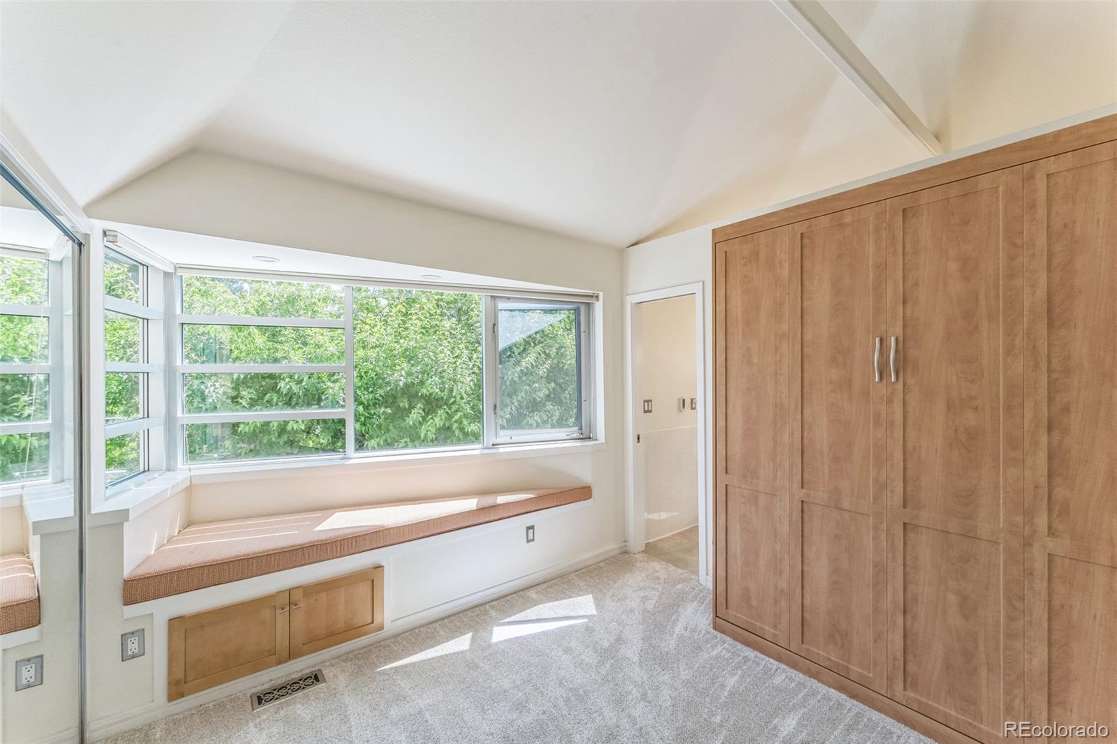 MLS Image #25 for 461  fillmore street,denver, Colorado