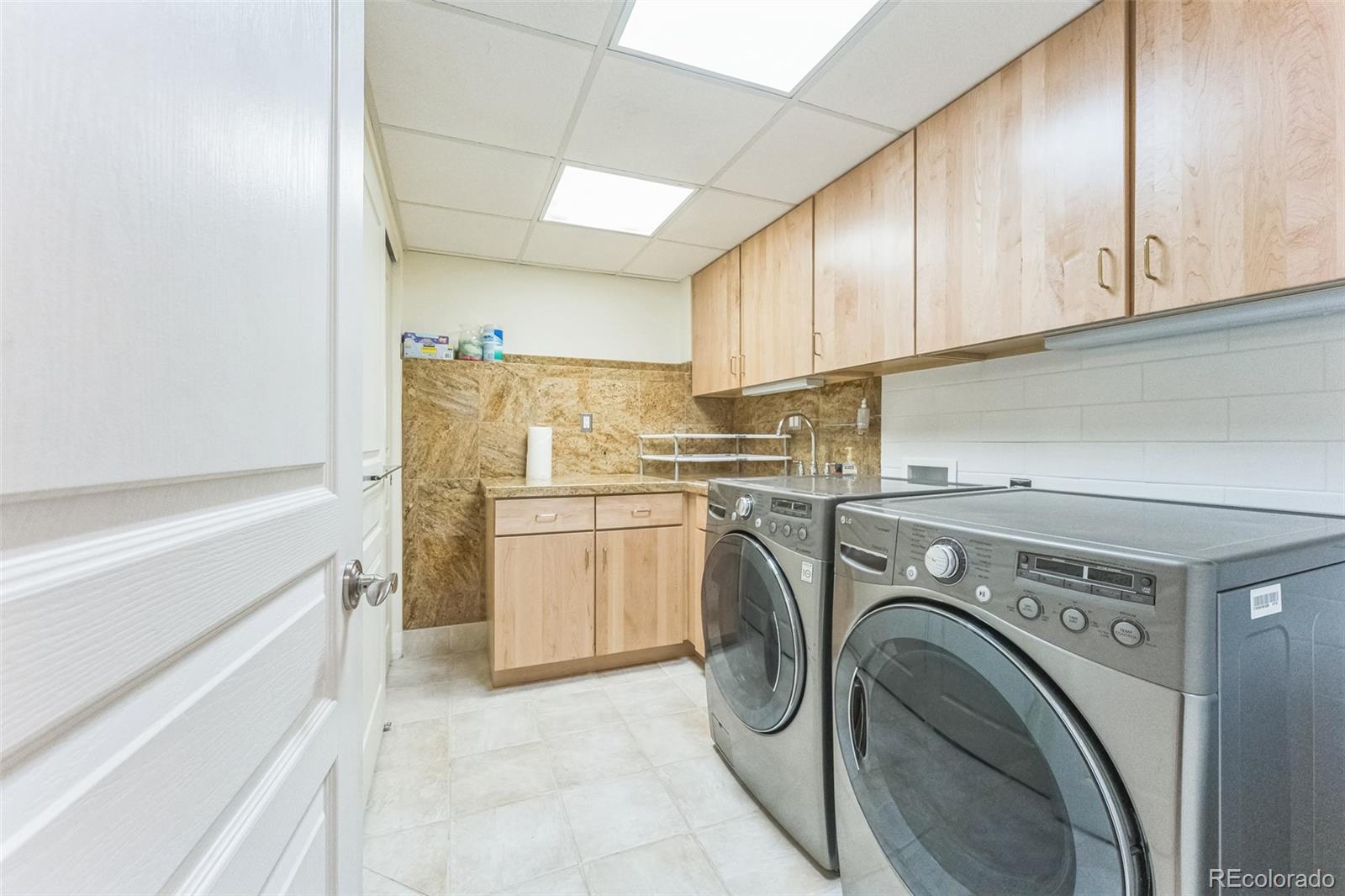 MLS Image #26 for 461  fillmore street,denver, Colorado