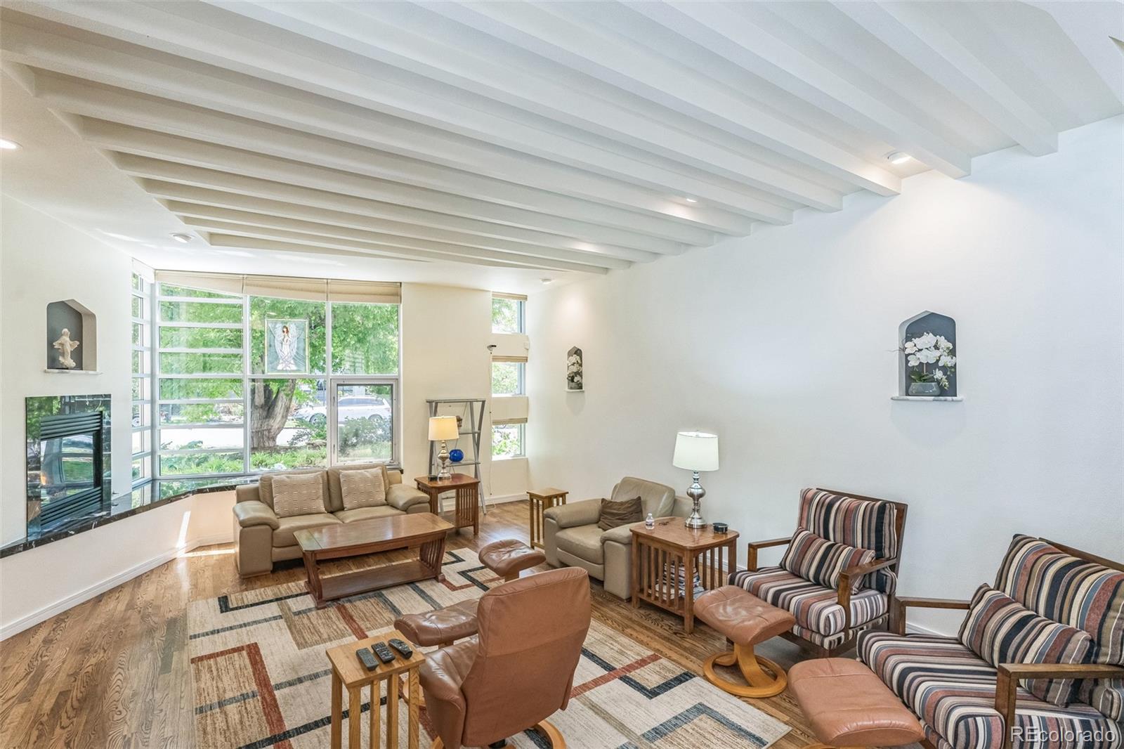MLS Image #5 for 461  fillmore street,denver, Colorado