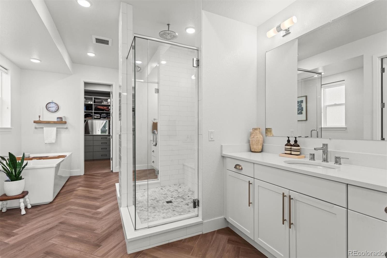 MLS Image #22 for 9391 e 59th north place,denver, Colorado