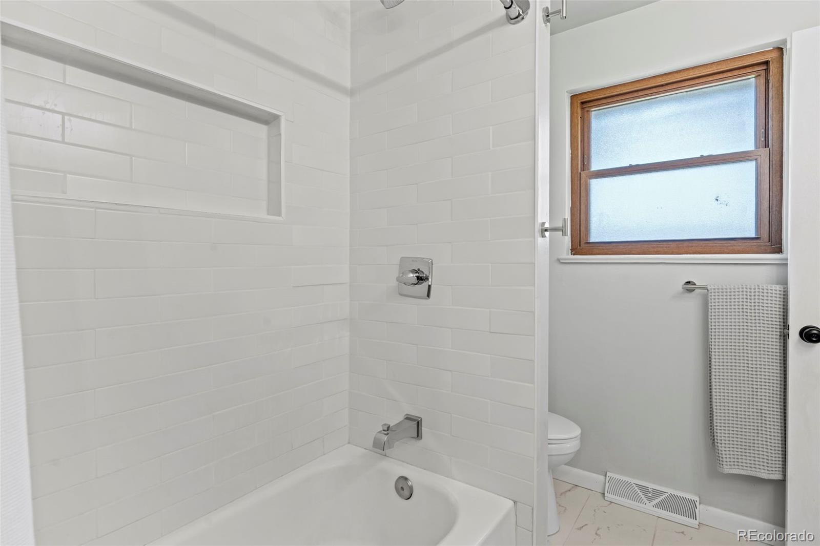 MLS Image #15 for 12017 w 58th place,arvada, Colorado