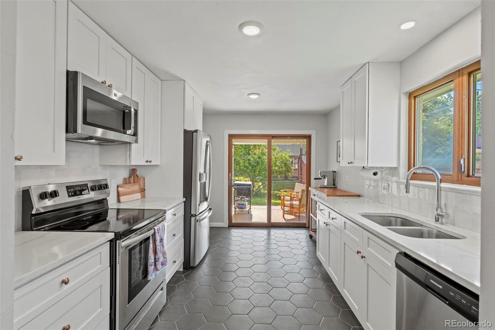 MLS Image #7 for 12017 w 58th place,arvada, Colorado