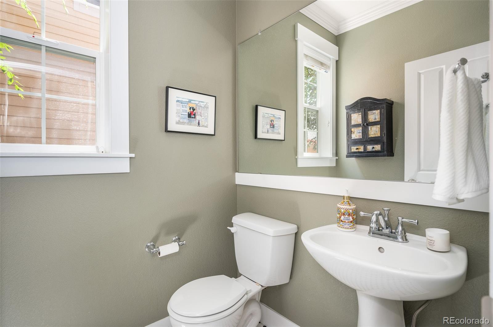 MLS Image #14 for 2746  geneva street,denver, Colorado