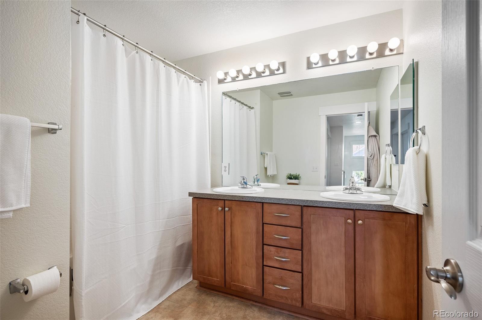 MLS Image #25 for 2746  geneva street,denver, Colorado