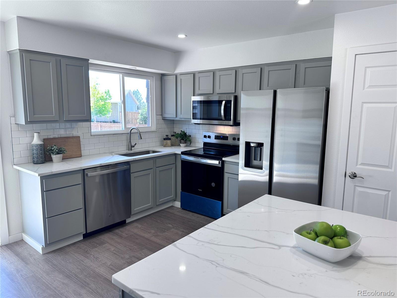 MLS Image #2 for 4382 s xenon street,morrison, Colorado