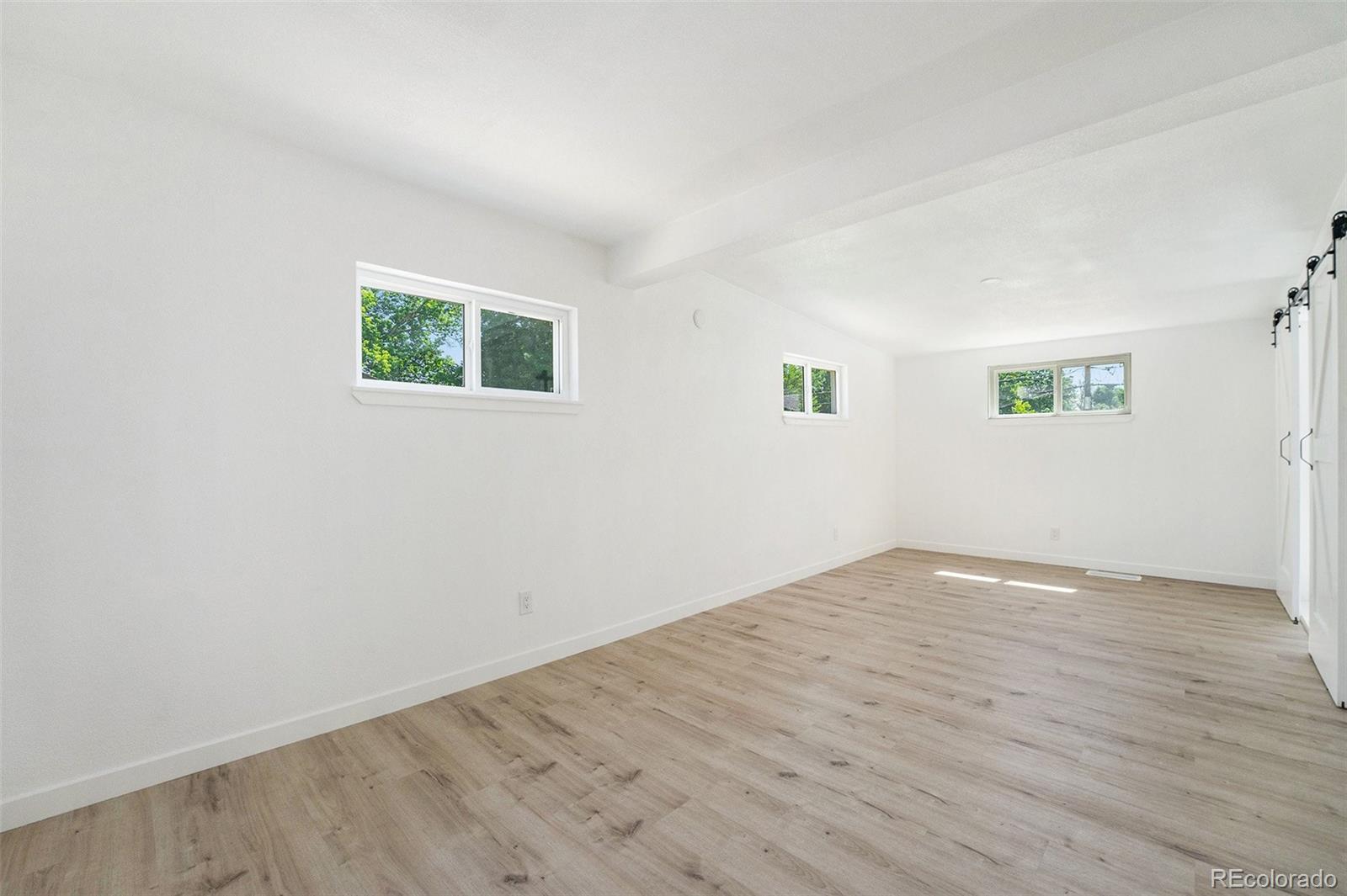 MLS Image #10 for 1420 s ivy way,denver, Colorado