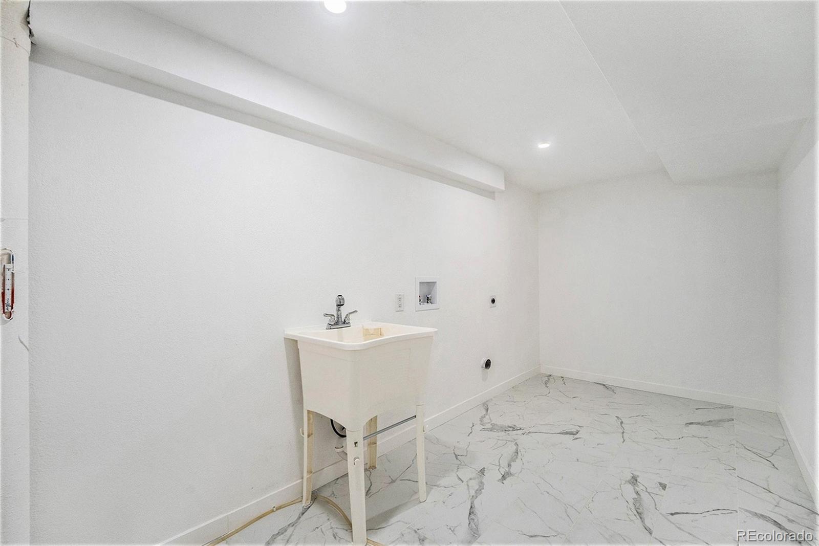 MLS Image #17 for 1420 s ivy way,denver, Colorado